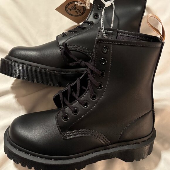 DOC MARTEN MONO VEGAN BEX